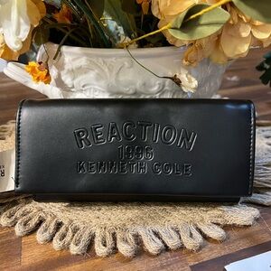 Kenneth Cole Reaction Heritage Logo Black Wallet